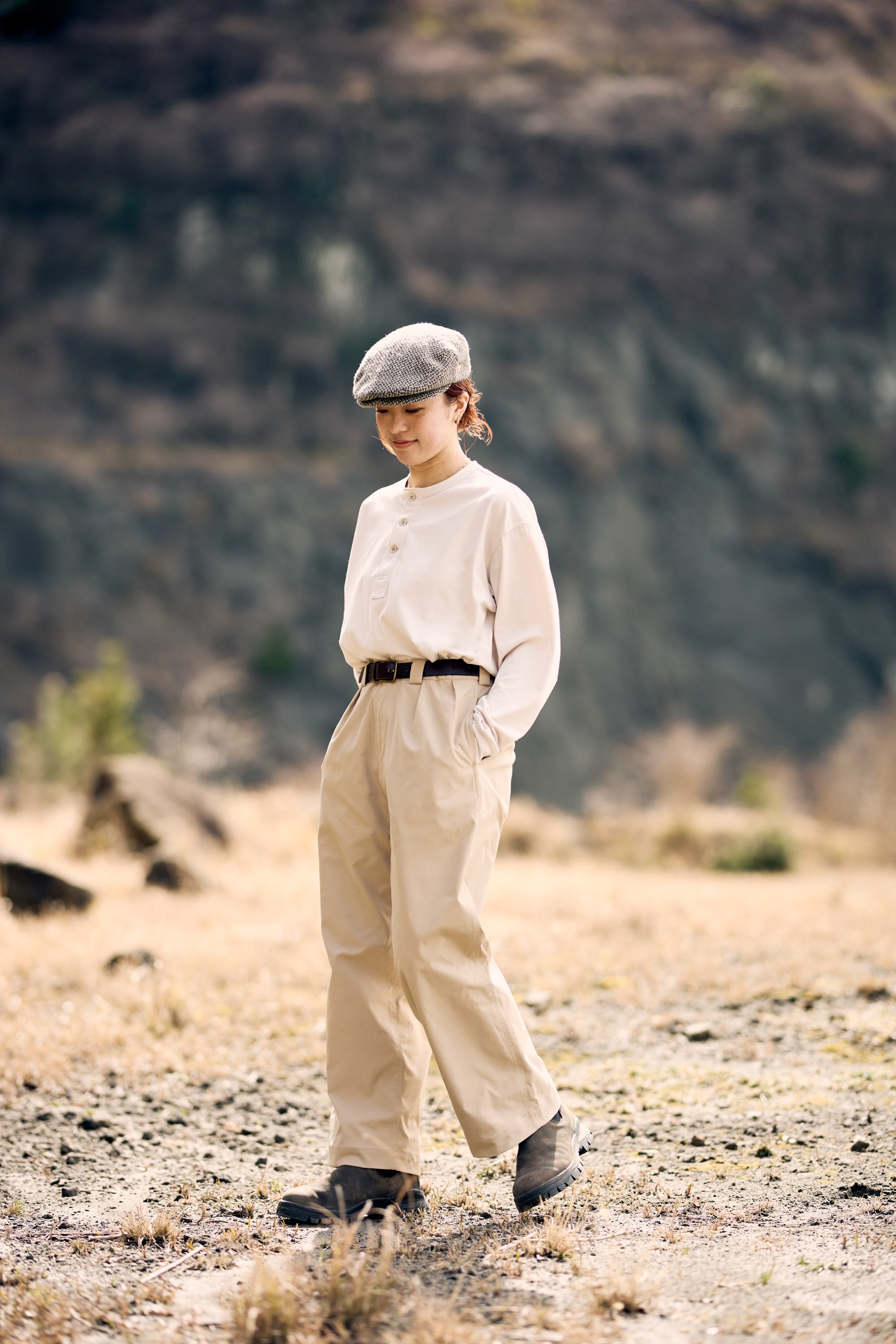 Wide Chino Trousers / Beige