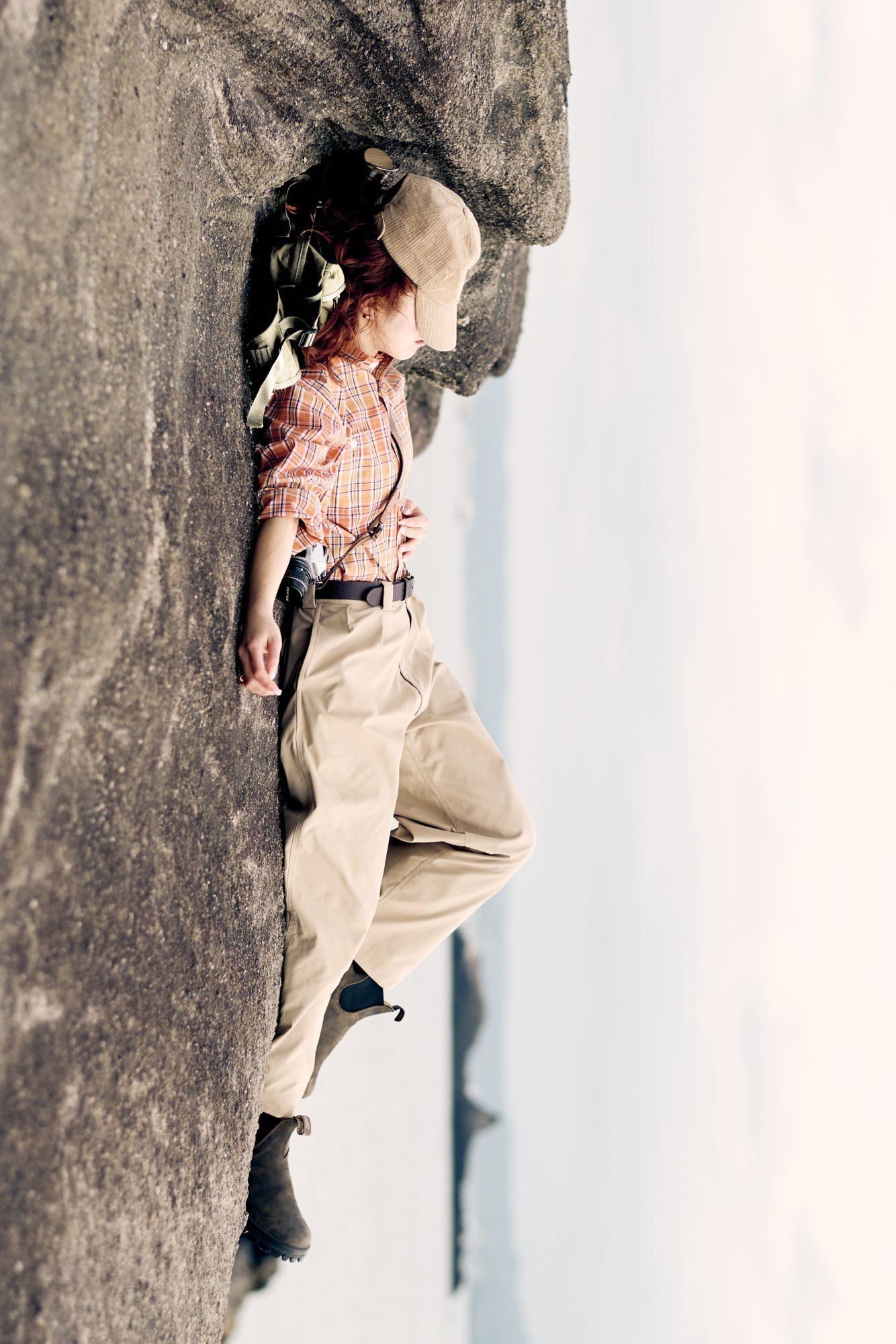 Wide Chino Trousers / Beige