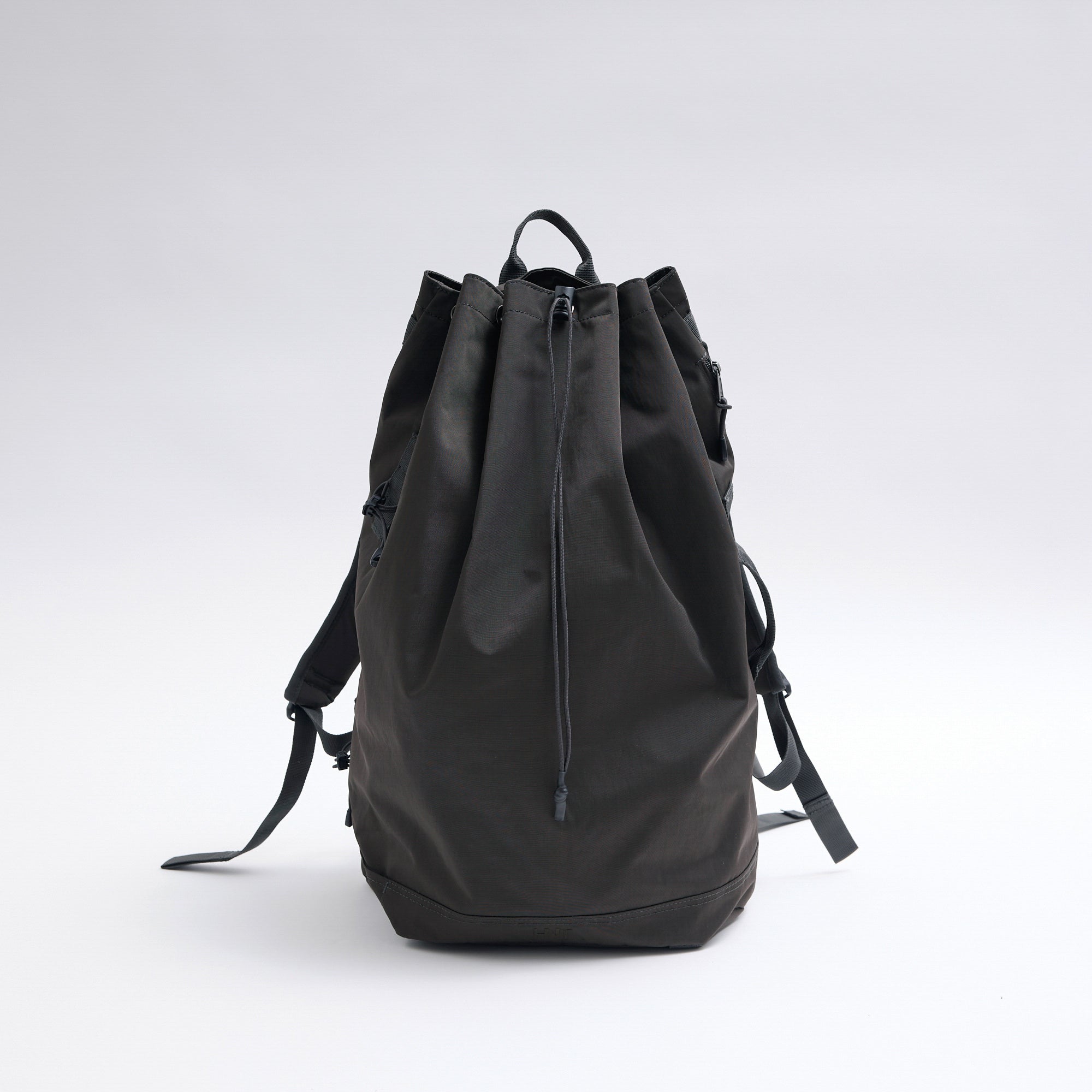 Sack 30 / Charcoal / 750g